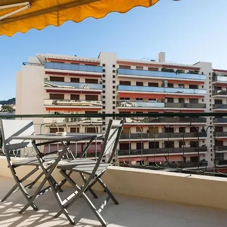 ✌ City Center ✌ Ultra-modern 1-bedroom With Terrace *