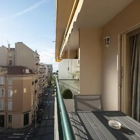 Lejlighed ✌ City Center ✌ Ultra-modern 1-bedroom With Terrace Cannes